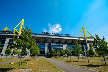 DORTMUND, ALMANY - 12 AĞUSTOS 2020 İduna Park Sinyali. Borussia Dortmund futbol stadyumu