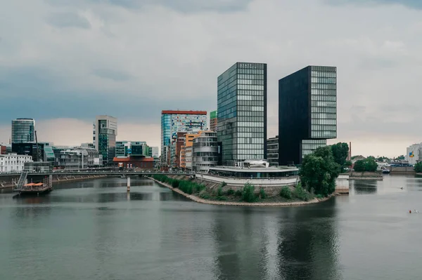 Almanya Duesseldorf Ağustos 2020 Medienhafen Medya Limanında Manzaralı Düsseldorf Şehir — Stok fotoğraf