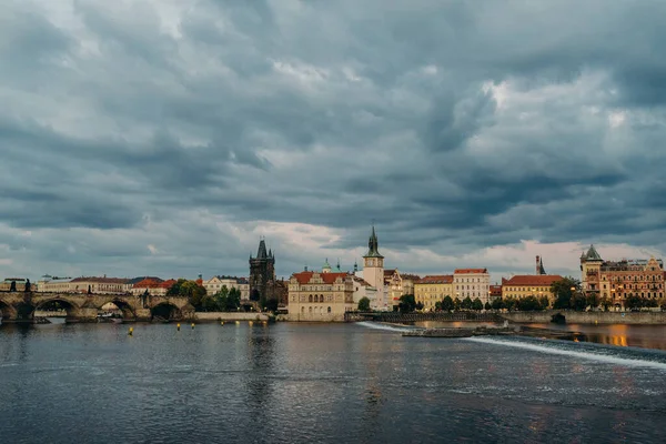 捷克共和国布拉格 2015年9月15日 布拉格Vltava河 Vltava是捷克共和国境内最长的河流 — 图库照片