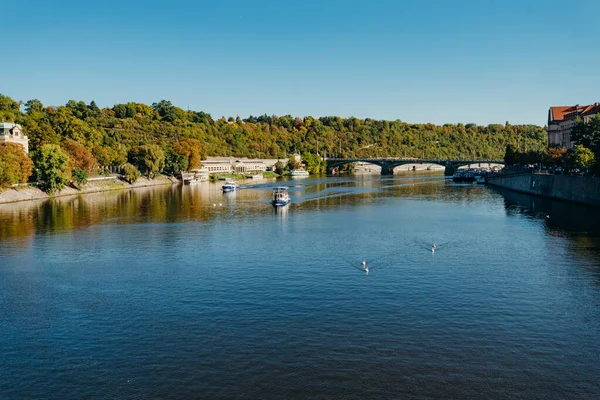 Praga República Checa Setembro 2015 Rio Vltava Praga Vltava Rio — Fotografia de Stock