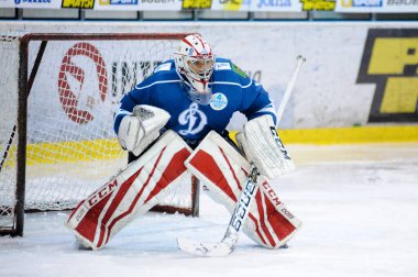 KHARKIV, UKRAINE - 24 Aralık 2019 Ukrayna hokey ligi Dinamo Harkiv Donbass 'a karşı