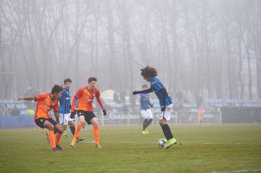 KHARKIV, UKRAINE - 11 Aralık 2019 Alessandro Cortinovis. Maç U19 UEFA lig şampiyonu Shakhtar - Atalanta Metalist Arena.
