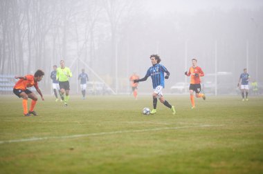 KHARKIV, UKRAINE - 11 Aralık 2019 Alessandro Cortinovis. Maç U19 UEFA lig şampiyonu Shakhtar - Atalanta Metalist Arena.