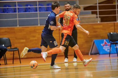 KHARKIV, UKRAINE - 24 Ocak 2021 Ukrayna ExtraLeague Viva Cup Monolit Donbass Energo Trading 'e karşı futsal maçı
