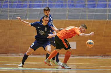 KHARKIV, UKRAINE - 24 Ocak 2021 Ukrayna ExtraLeague Viva Cup Monolit Donbass Energo Trading 'e karşı futsal maçı