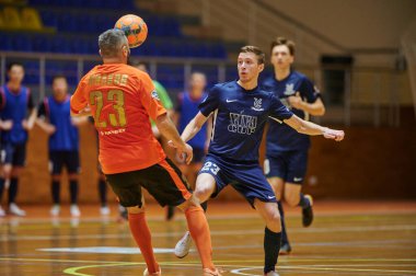 KHARKIV, UKRAINE - 24 Ocak 2021 Ukrayna ExtraLeague Viva Cup Monolit Donbass Energo Trading 'e karşı futsal maçı