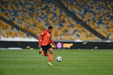 KYIV, UKRAINE - 21 Şubat 2021: Ukrayna Premiere Ligi FC Shakhtar 'ın futbol maçı sırasında Dodo