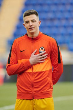 KHARKIV, UKRAINE - 21 Mart 2021: kaleci Anatolii Trubin (81). Ukrayna Premiere Ligi futbol maçı, FC Lviv FC Shakhtar Donetsk 'e karşı