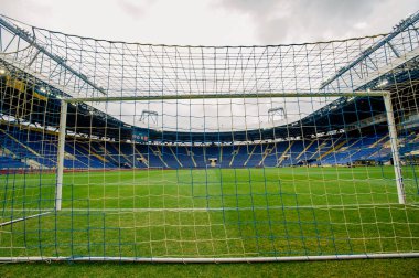 KHARKIV, UKRAINE - 3 Nisan 2021: OSK Metalist Stadyumu. Boş stadyum