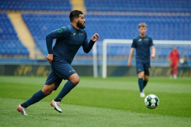 KHARKIV, UKRAINE - 14 Nisan 2021: Fares Bahlouli. Profesyonel futbol liginin futbol maçı. FC Metal Harkiv FC Peremoha 'ya karşı