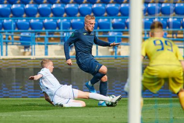 KHARKIV, UKRAINE - 19 Nisan 2021: Ukrayna Profesyonel Lig FC Metal - FC Mykolaiv-2 maçı