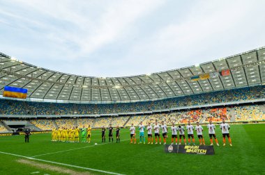 KYIV, UKRAINE - 1 Mayıs 2021: Ulusal Olimpiyat. UPL FC Shakhtar 'ın SC Dnipro-1' e karşı oynadığı futbol maçı