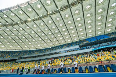 KYIV, UKRAINE - 1 Mayıs 2021: Ulusal Olimpiyat. UPL FC Shakhtar 'ın SC Dnipro-1' e karşı oynadığı futbol maçı