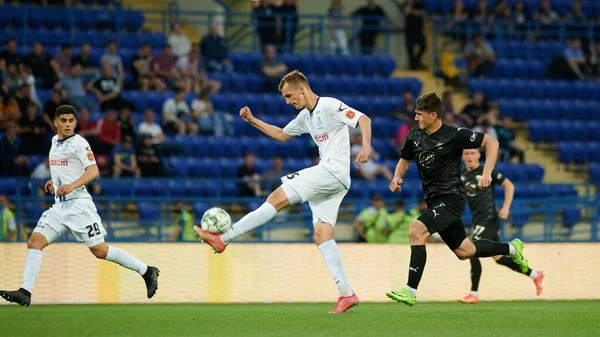 Kharkiv, Ukrayna - 29 Mayıs 2021: Ukraynalı PFL Metalisti 1925 Chornomorec 'e karşı