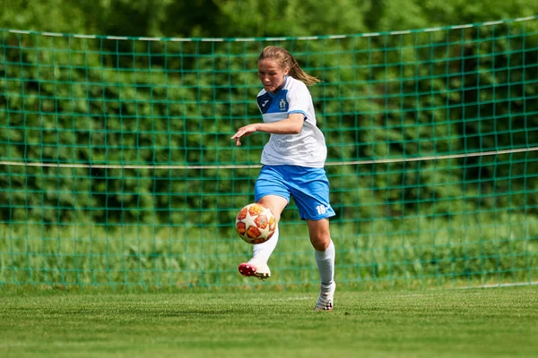 Kharkiv Ucrania Mayo 2021 Partido Fútbol Femenino Zhilstroi Karpaty Permiten —  Fotos de Stock