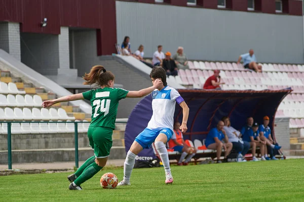 Kharkiv Ukraine 2021年5月29日 女子足球比赛Zhilstroi 2对Karpaty 公众活动是允许的 Cv大流行期间的欧洲足球比赛 — 图库照片