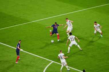 Münih, Almanya - 15 Haziran 2021: EURO 2020. Fransa Almanya 'ya karşı futbol maçı
