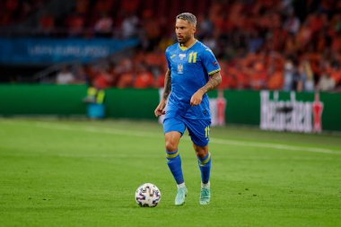 AMSTERDAM, NETHERLANDS - 13 Haziran 2021: Marlos (11). EURO 2020. Ukrayna, Hollanda 'ya karşı.