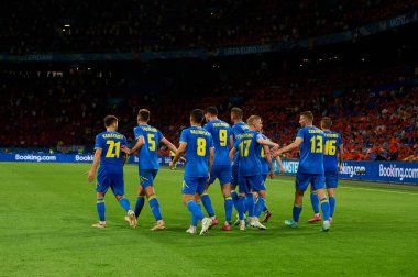 AMSTERDAM, NETHERLANDS - 13 HAZİRAN 2021 Ukrayna Milli Takımı. EURO 2020. Ukrayna, Hollanda 'ya karşı.
