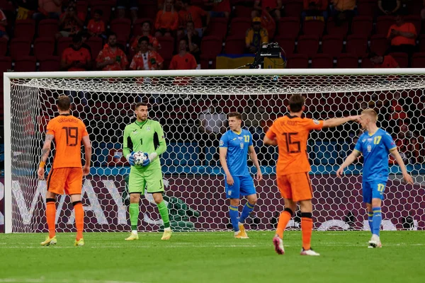 AMSTERDAM, NETHERLANDS - 13 Haziran 2021: Georgiy Bushchan (1), EURO 2020. Ukrayna, Hollanda 'ya karşı.
