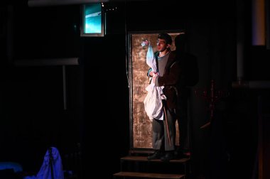 KHARKIV, UKRAINE - 27 Haziran 2021: Theatre Post Scriptum. Gelver 'ın Gecesi 