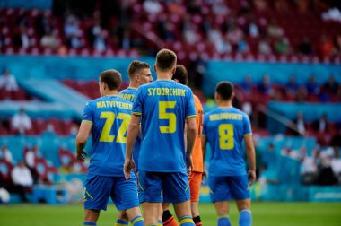 AMSTERDAM, NETHERLANDS - 13 Haziran 2021: Ukrayna Milli Takımı oyuncuları. EURO 2020. Ukrayna, Hollanda 'ya karşı.