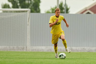 KHARKIV, UKRAINE - 6 Temmuz 2021: Sezon öncesi futbol maçı FC Metallist - FC Kvadro