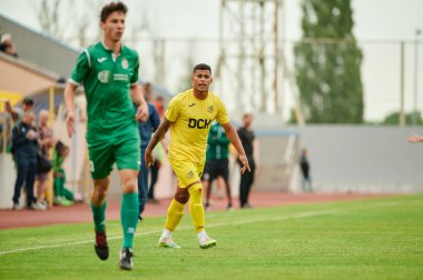 KHARKIV, UKRAINE - 6 Temmuz 2021: Sezon öncesi futbol maçı FC Metalisti - FC Kvadro