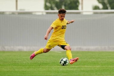 KHARKIV, UKRAINE - 6 Temmuz 2021: Sezon öncesi futbol maçı FC Metallist - FC Kvadro