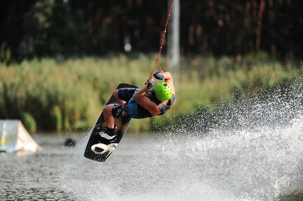 Kharkiv Ukraine Julho 2021 Campeonato Ucrânia Wakeboarder Mostrando Truques Habilidades — Fotografia de Stock