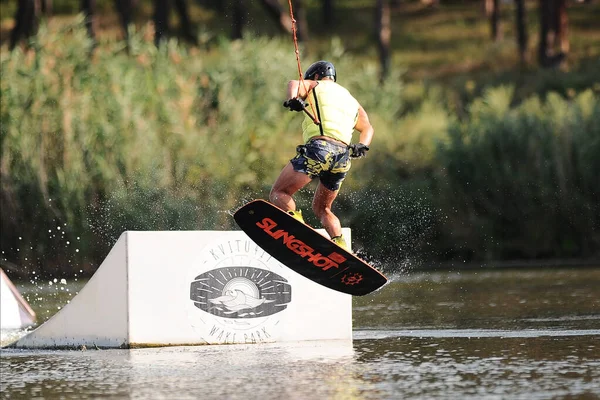 Kharkiv Ukraine Julho 2021 Campeonato Ucrânia Wakeboarder Mostrando Truques Habilidades — Fotografia de Stock