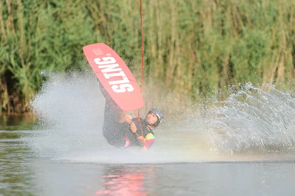 Kharkiv Ukraine 2021 Július Ukrajna Bajnoksága Wakeboarder Bemutató Trükkök Készségek — Stock Fotó