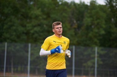 Kharkiv, Ukrayna - 5 Ağustos 2021: Maksym Kovalenko. UPL Şampiyonası Metalisti 1925 Chornomorec maçından önce açık antrenman