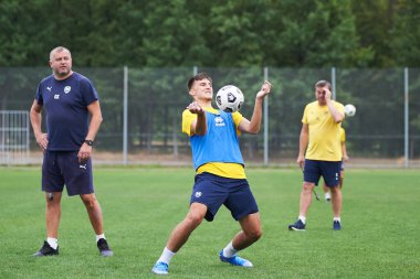 Kharkiv, Ukrayna - 5 Ağustos 2021: Amar Kvakiç. UPL Şampiyonası Metalisti 1925 Chornomorec maçından önce açık antrenman