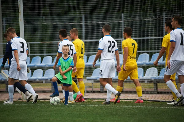 ハリコフ ウクライナ 8月5 2021 Upl選手権U19メタリスト1925対Chornomorecのサッカー試合 — ストック写真
