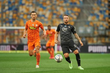 KYIV, UKRAINE - 13 AĞUSTOS 2021: Maksym Zhychykov, futbol maçı Shakhtar Donetsk - Metallist-1925 Kharkiv