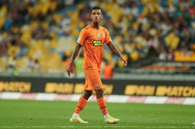 KYIV, UKRAINE - 13 Ağustos 2021: Orta saha oyuncusu Marcos Antonio (8). Shakhtar Donetsk - Metallist-1925 Kharkiv maçı