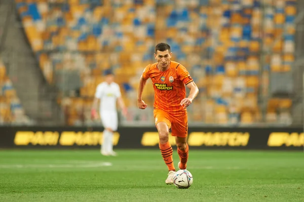 Kyiv Ukrajina August 2021 Prostředník Taras Stepanenko Fotbalový Zápas Shakhtar — Stock fotografie