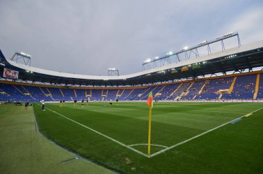 KHARKIV, UKRAINE - 22 Ağustos 2021 Metalist Stadyum. Metalci, Obolon 'a karşı.