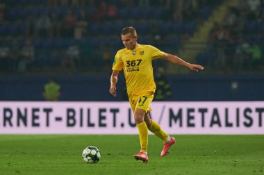 KHARKIV, UKRAINE - 22 Ağustos 2021: Yuriy Romanyuk. FC Futbol Maçı Metalisti Obolon 'a Karşı