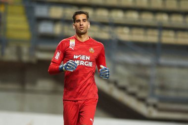 Zaporizhzhia, Ukrayna - 26 Ağustos 2021: Paul Gartler. FC Zorya Luhansk ile FC Rapid Wien arasındaki UEFA Avrupa Ligi karşılaşması