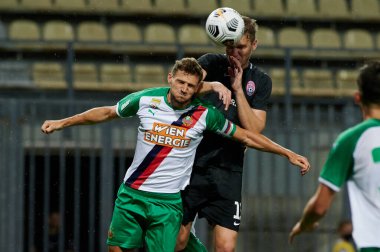 Zaporizhzhia, Ukrayna - 26 Ağustos 2021: FC Zorya Luhansk ile FC Rapid Wien arasındaki UEFA Avrupa Ligi maçı
