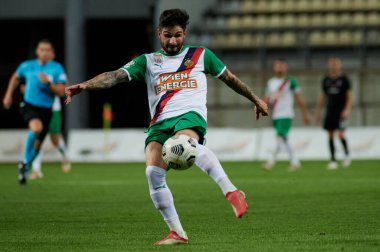 Zaporizhzhia, Ukrayna - 26 Ağustos 2021: Taxiarchis Fountas. FC Zorya Luhansk ile FC Rapid Wien arasındaki UEFA Avrupa Ligi karşılaşması