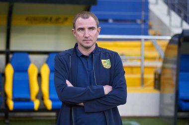 KHARKIV, UKRAINE - 5 Eylül 2021 Oleksandr Kucher. Ukrayna PFL Metal 'in VPK-Agro' ya karşı oynadığı futbol maçı