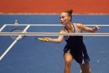 KHARKIV, UKRAINE - 10 Eylül 2021: Victor Uluslararası Kupası badminton maçı sırasında Polina Buhrova