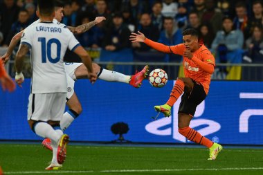 KYIV, UKRAINE - 27 Ekim 2020: UEFA Şampiyonlar Ligi maçı Shakhtar Donetsk-Inter Milan maçı Kyiv Olimpiyskyi 'deki NSC Olimpiyski Stadyumu' nda yapıldı.