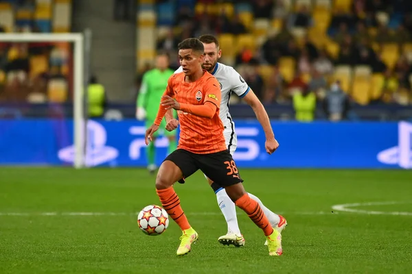 KYIV, UKRAINE - 27 Ekim 2020: UEFA Şampiyonlar Ligi maçı Shakhtar Donetsk-Inter Milan maçı Kyiv Olimpiyskyi 'deki NSC Olimpiyski Stadyumu' nda yapıldı.