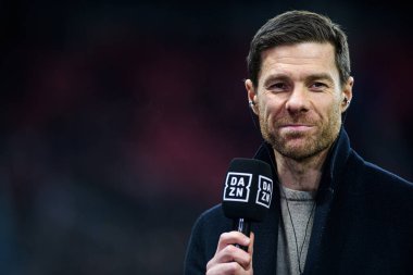 LEVERKUSEN, GERMANY - 17 ARALIK 2023: Xabi Alonso, FC Bayer 04 Leverkusen-Eintracht Frankfurt maçı Bayena 'da