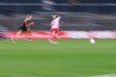 COLOGNE, Almanya - 16 Ekim 2025: Weronika Zawistowska - 1.FC Kadınlar Bundesliga Koeln Frauen 'e karşı Bayer 04 Frauen FRANZ-KREMER STADION