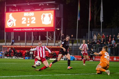 COLOGNE, GERMANY - 16 Ekim 2025: - 1.FC Koeln Frauen-Bayer 04 Frauen FRANZ-KREMER STADION